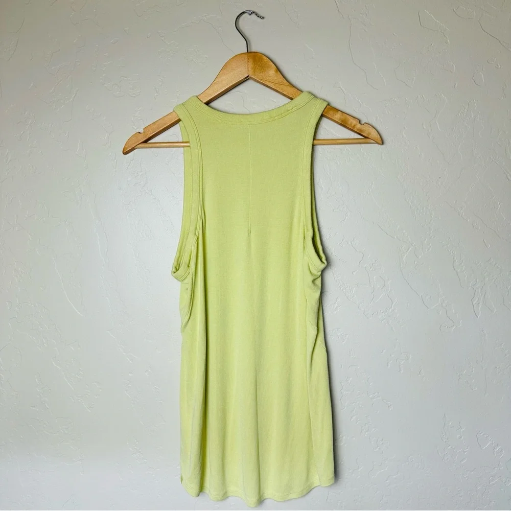 Lululemon Women’s Hold Tight Crewneck Tank Top Size 6 - Picture 5 of 7